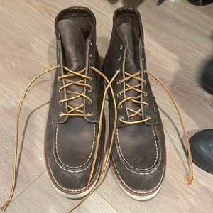 Red Wing Shoes Moc Toe Boot